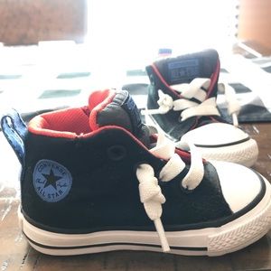 New without tags converse high tops toddler
